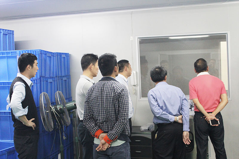 番禺區(qū)農(nóng)業(yè)局領(lǐng)導蒞臨我司視察工作